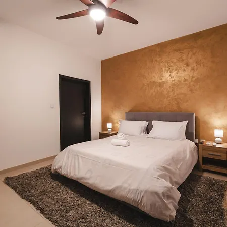 Blossom Bliss Apartment
